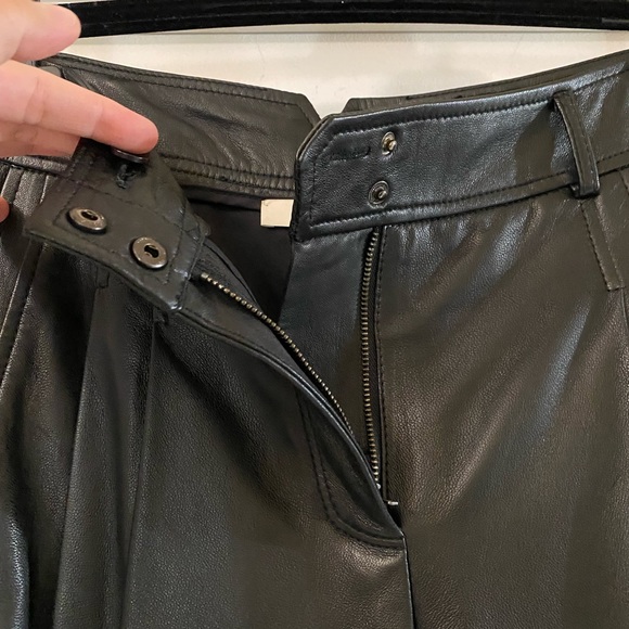 BCBGMAXAZRIA RUNWAY "THE CARSON"  LEATHER SHORT - Picture 5 of 13